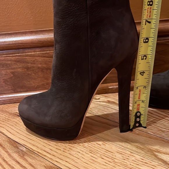 Gucci Heeled Boot - Picture 9 of 13